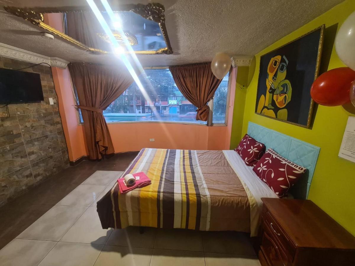 Отель Hostal Miguel Angel Кито Номер фото
